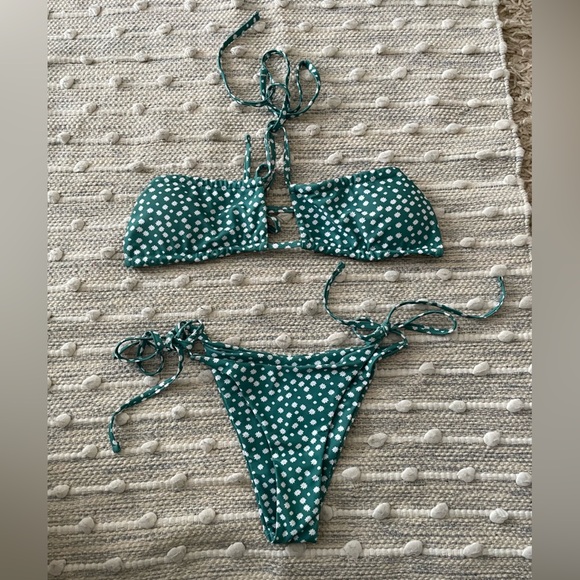 Green daisy Bikini Set size small - Picture 1 of 3